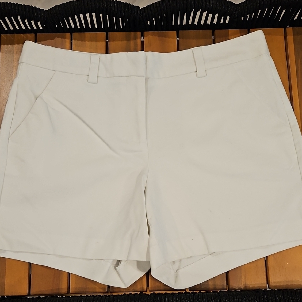 Vince Camuto White Bermuda Shorts Lightweight and Comfortable
